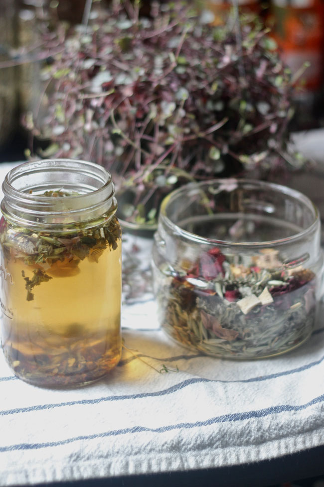 rose yarrow motherwort tea